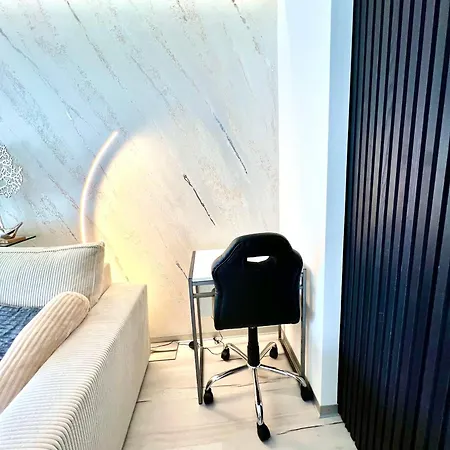 Luxury App For 2 Or 4 Pers Centre View شقة *