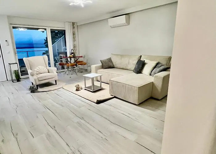 Luxury App For 2 Or 4 Pers Centre View Μοντρέ